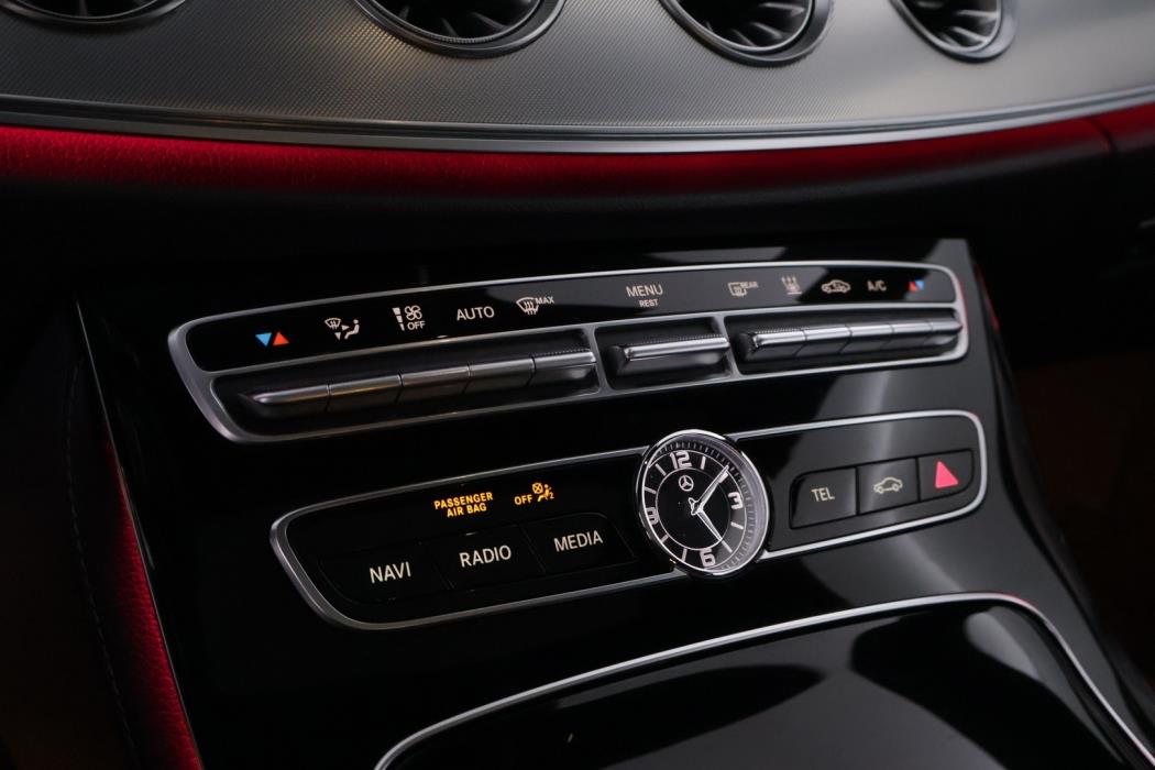 MERCEDES-BENZ E 2017