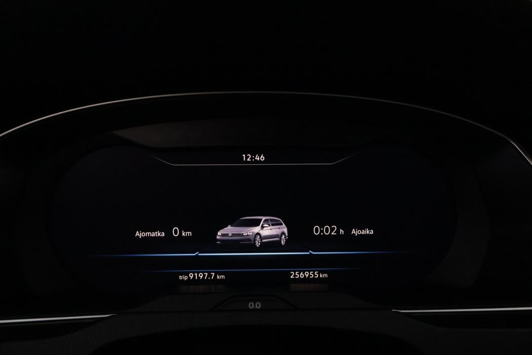 VOLKSWAGEN Passat 2019