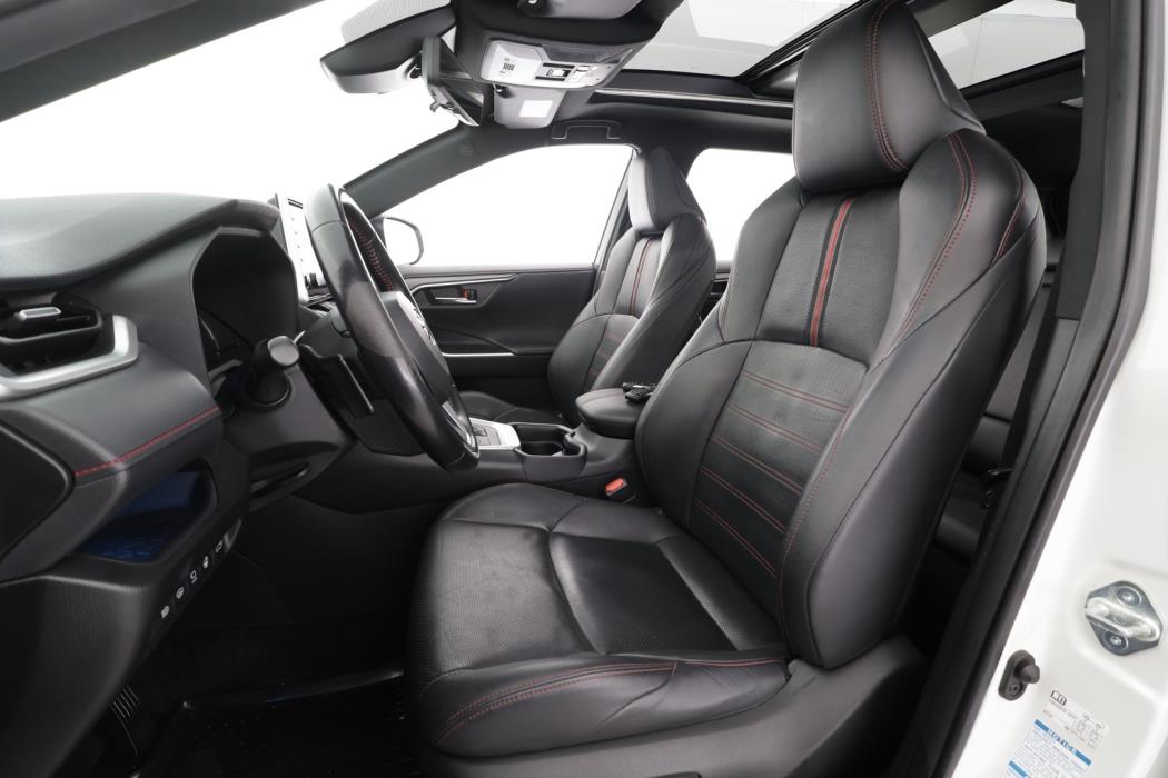 TOYOTA RAV4 Plug-in 2021