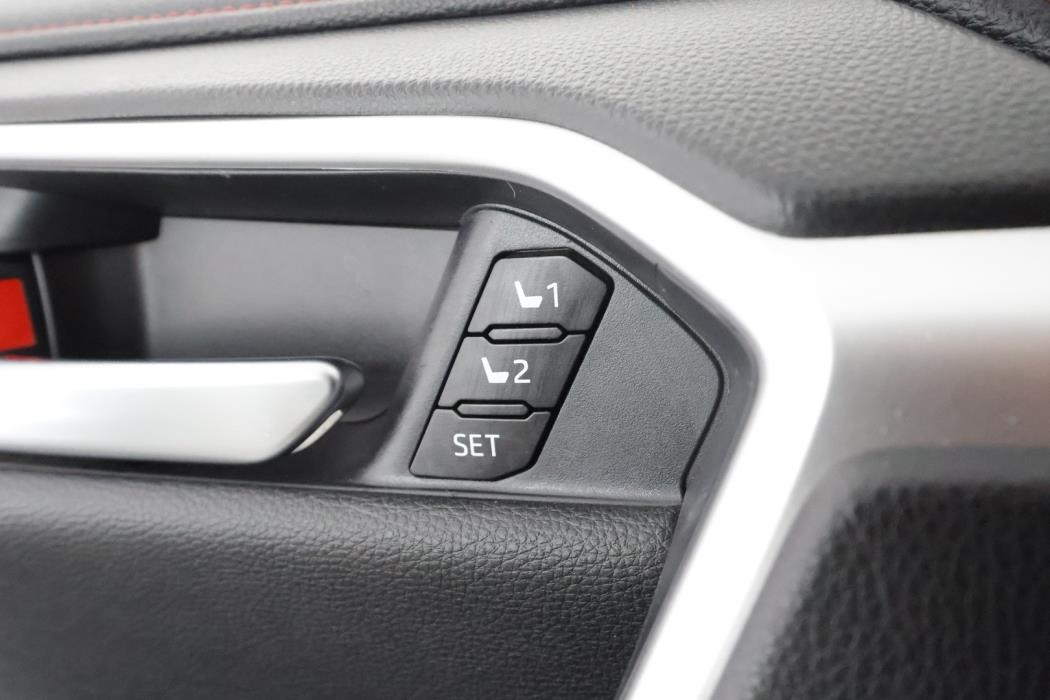 TOYOTA RAV4 Plug-in 2021