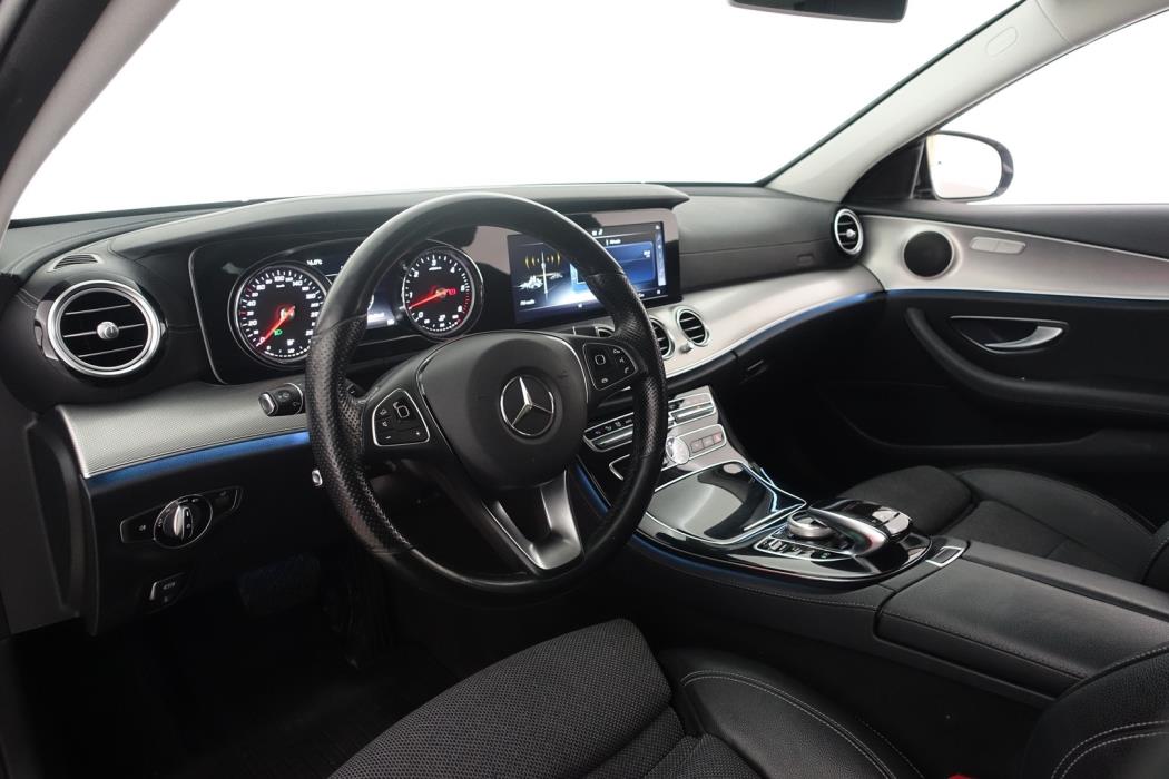 MERCEDES-BENZ E 2017