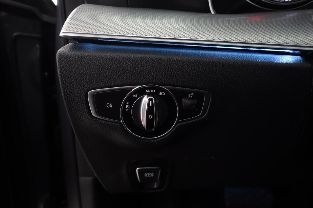 MERCEDES-BENZ E 2017