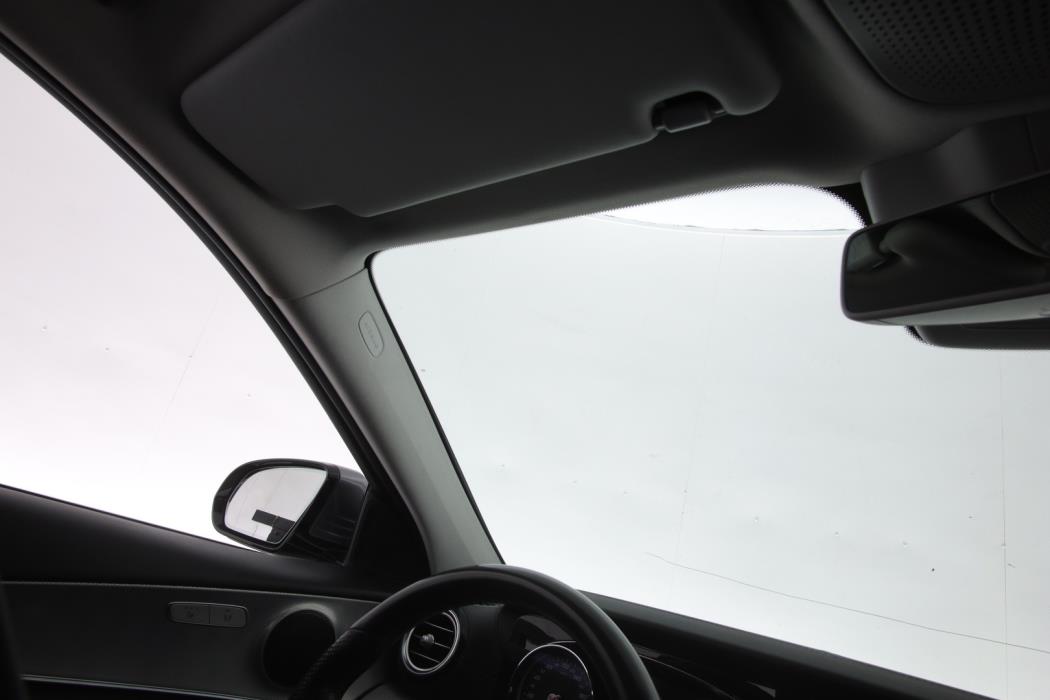 MERCEDES-BENZ E 2017