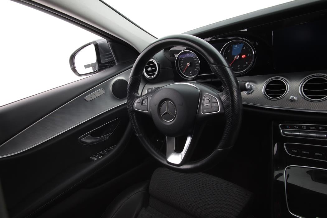 MERCEDES-BENZ E 2017