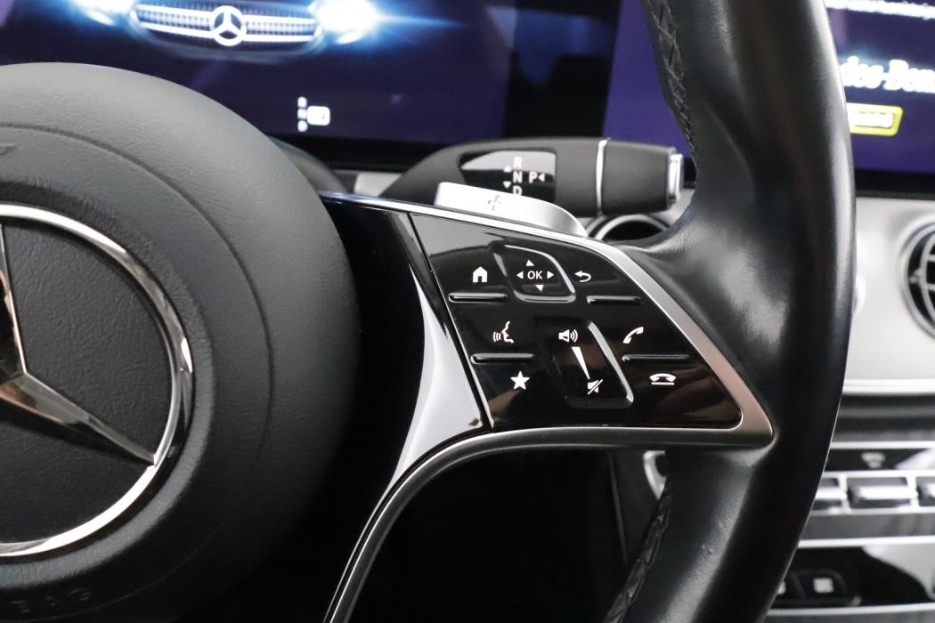 MERCEDES-BENZ E 2022