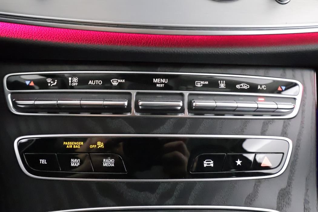 MERCEDES-BENZ E 2022