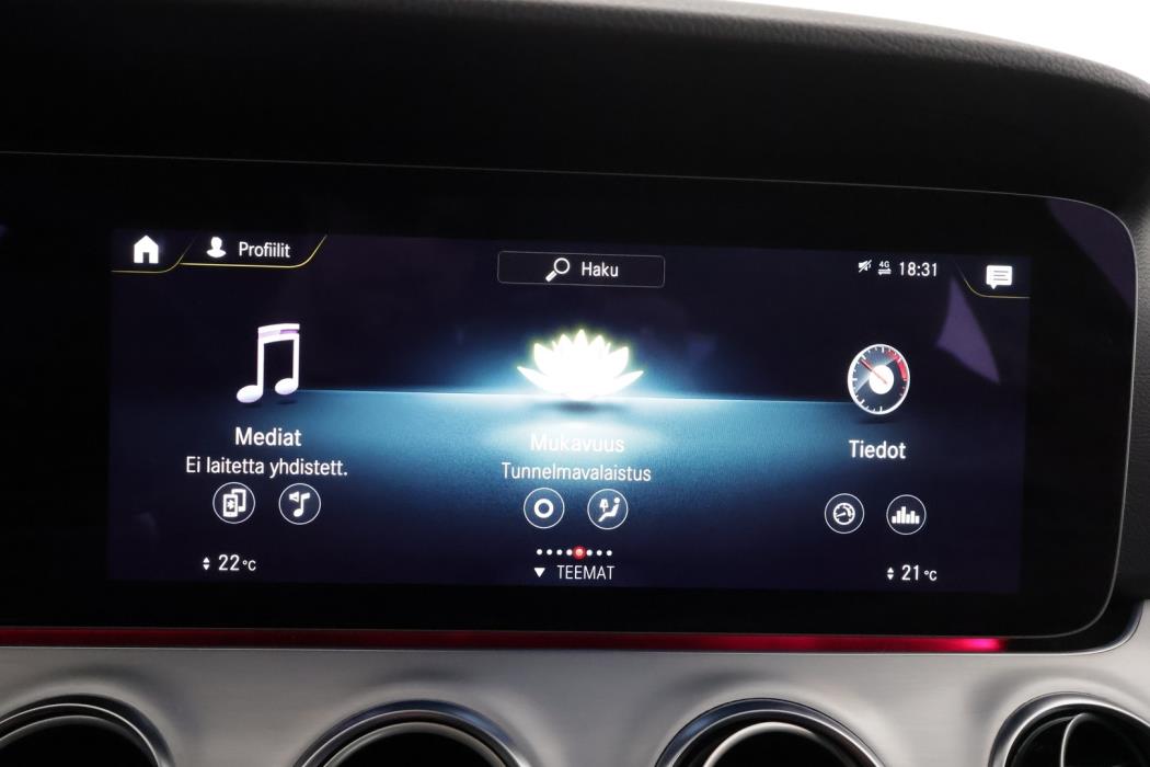 MERCEDES-BENZ E 2022