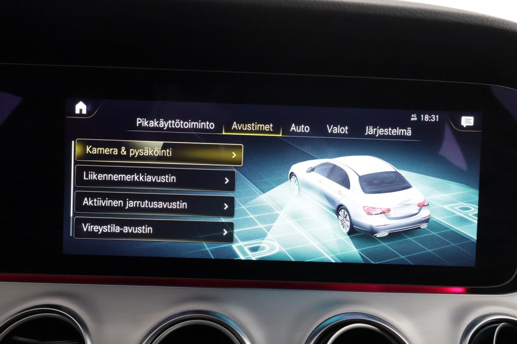 MERCEDES-BENZ E 2022