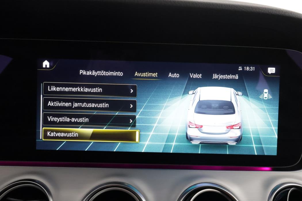 MERCEDES-BENZ E 2022