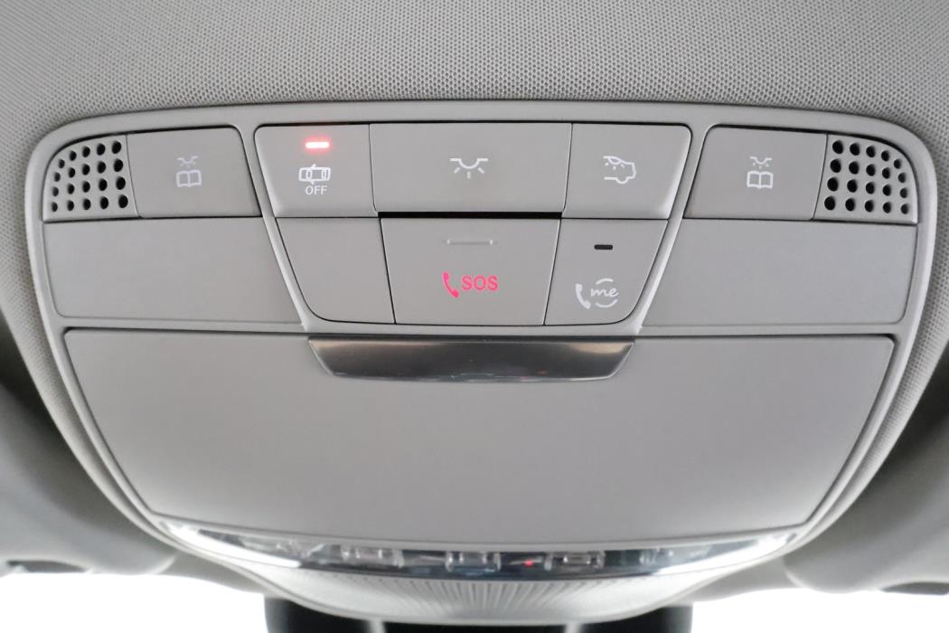 MERCEDES-BENZ E 2022