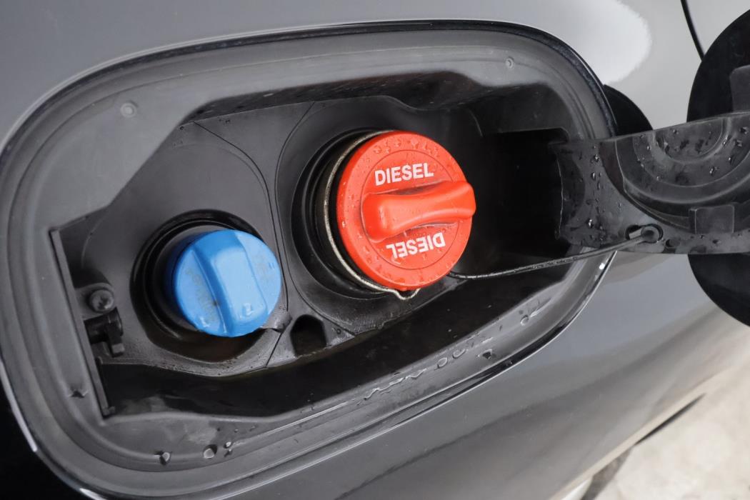 MERCEDES-BENZ E 2022