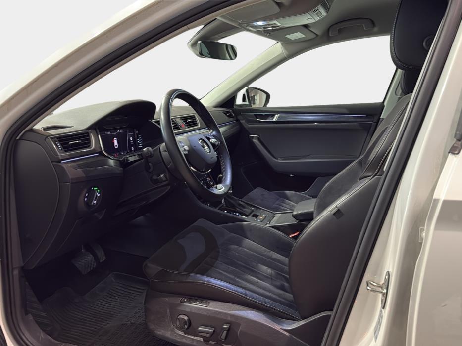 SKODA Superb 2021