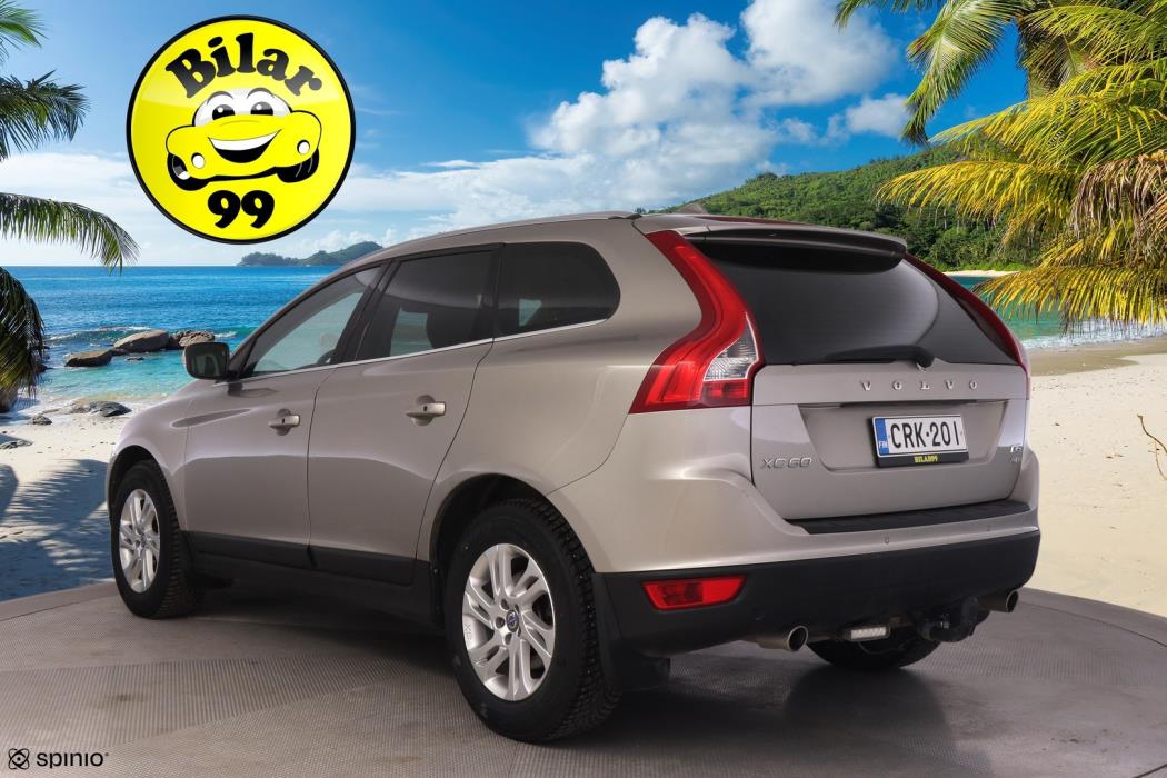 VOLVO XC60 2011