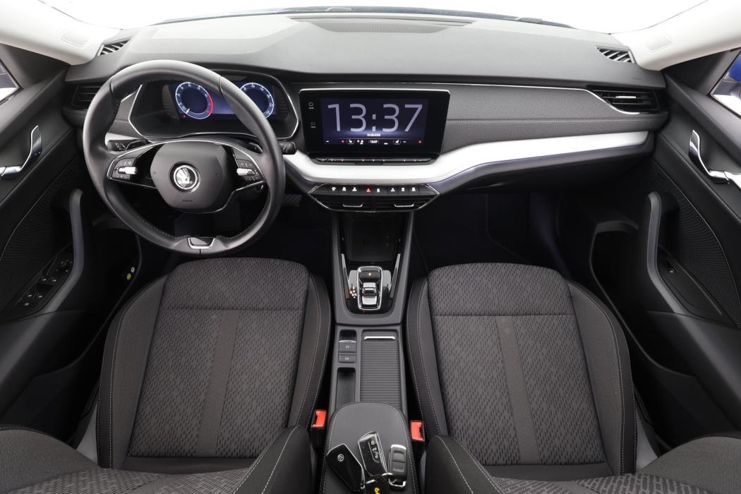 SKODA Octavia 2024