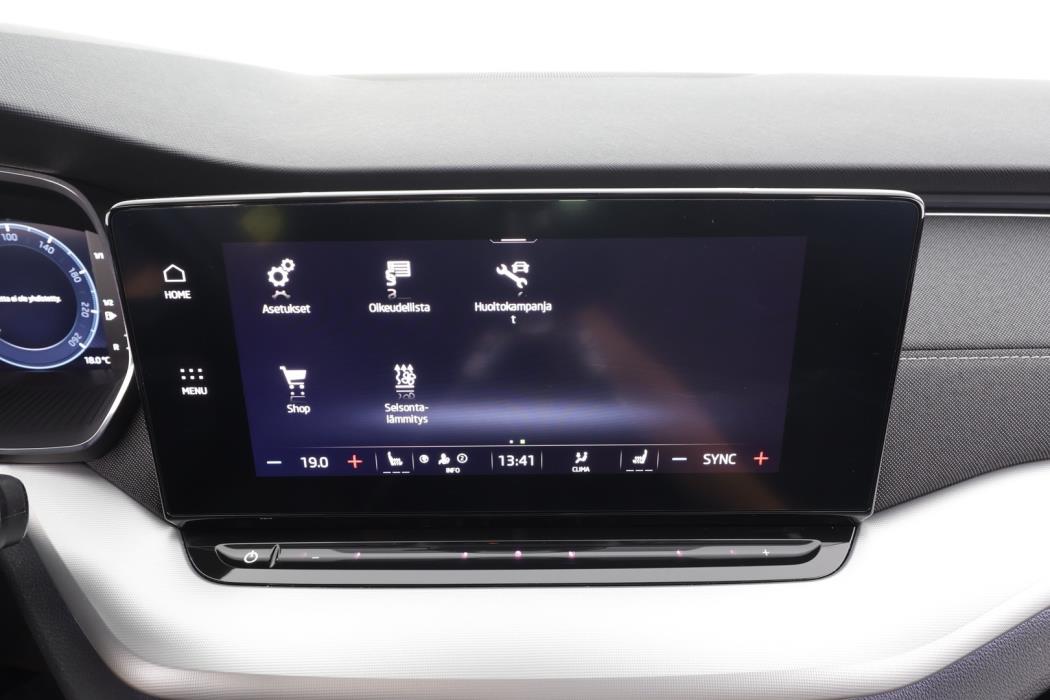 SKODA Octavia 2024