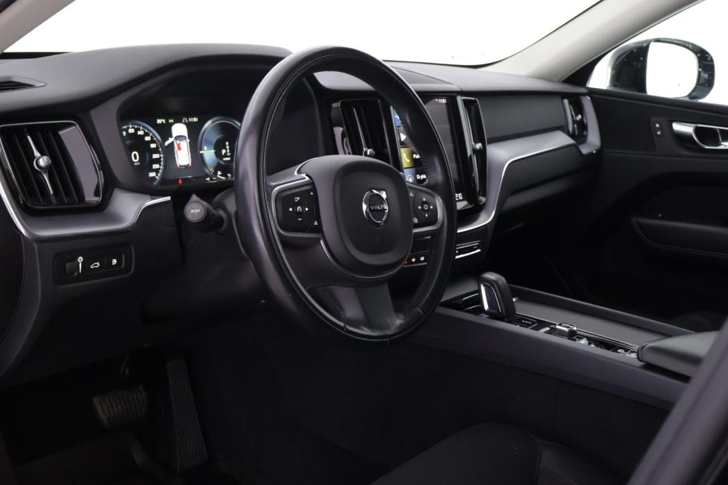 VOLVO XC60 2021