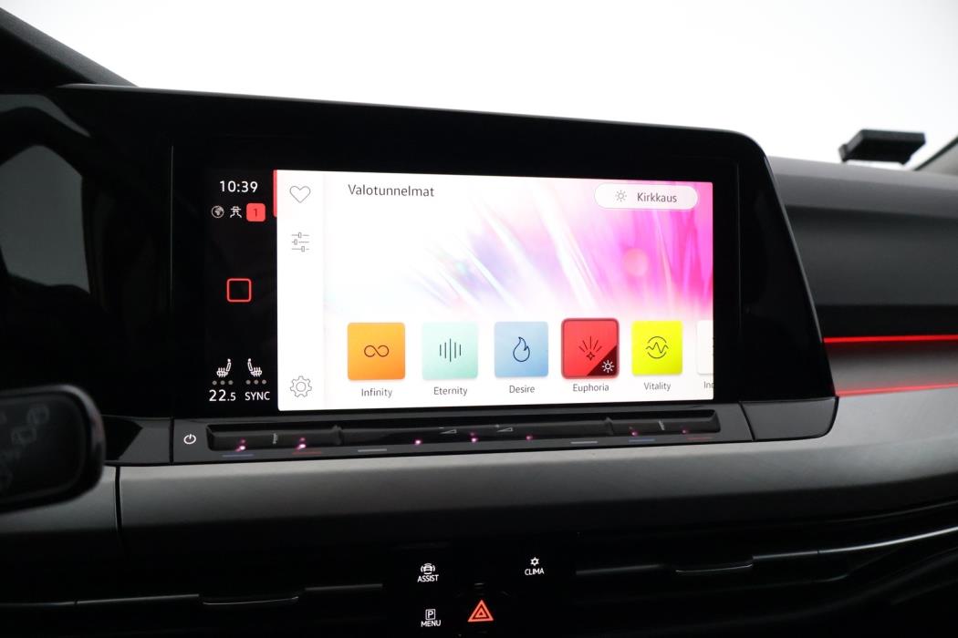 VOLKSWAGEN Golf 2021