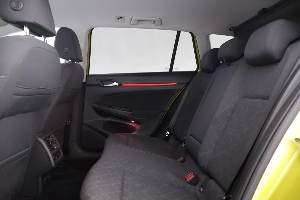 VOLKSWAGEN Golf 2021