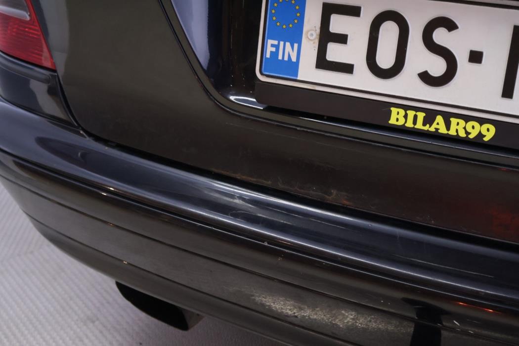 MERCEDES-BENZ C 2005