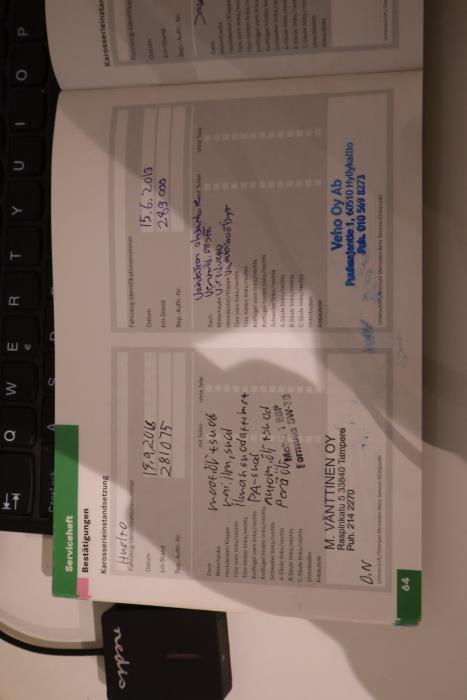 MERCEDES-BENZ C 2005