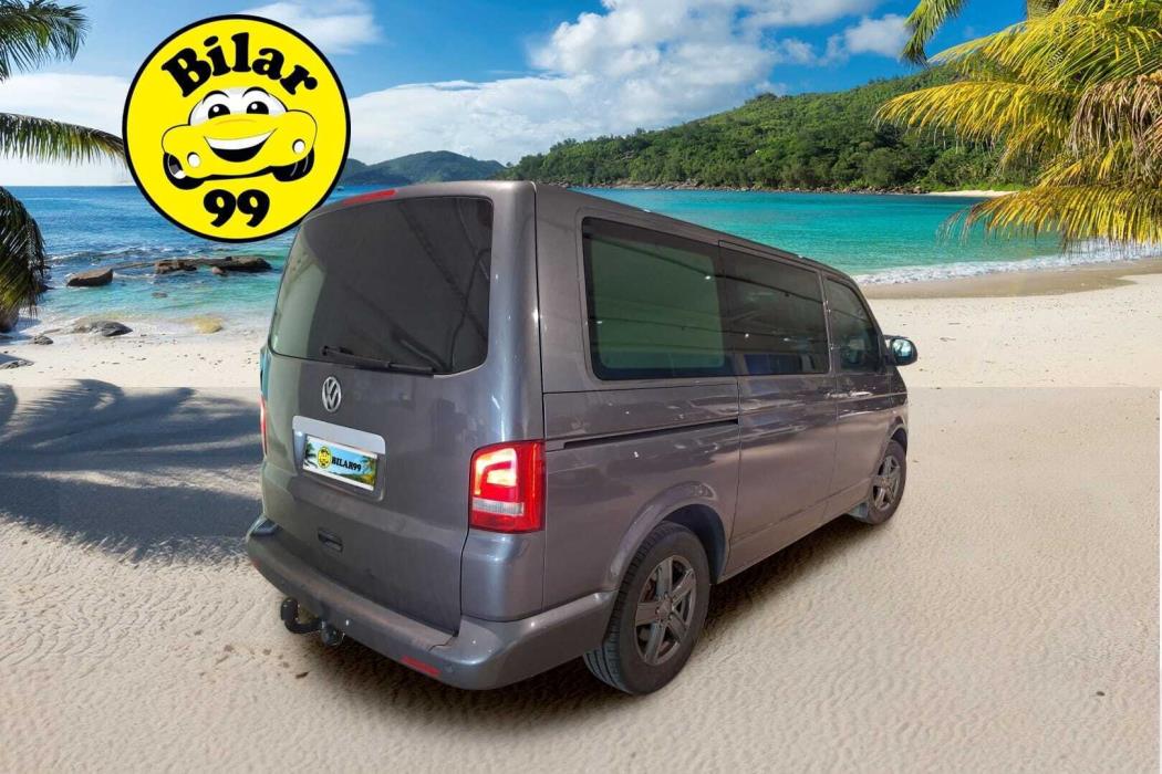 VOLKSWAGEN Multivan 2011