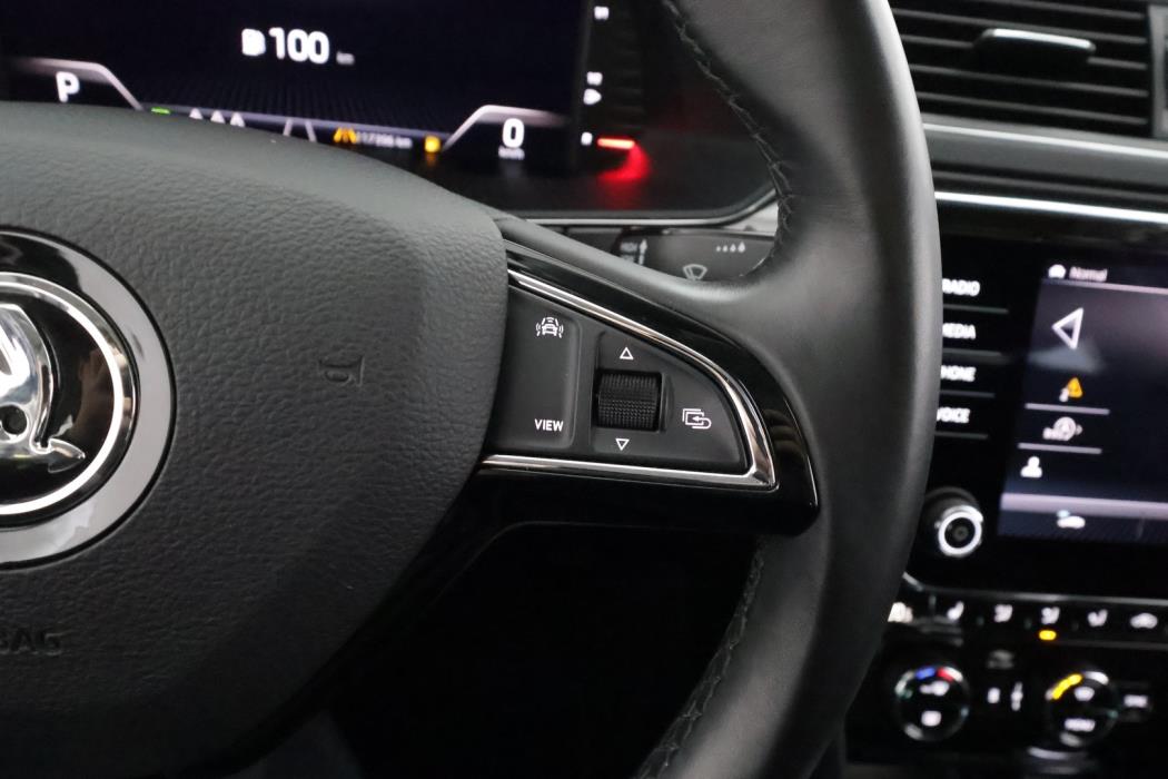 SKODA Superb 2019