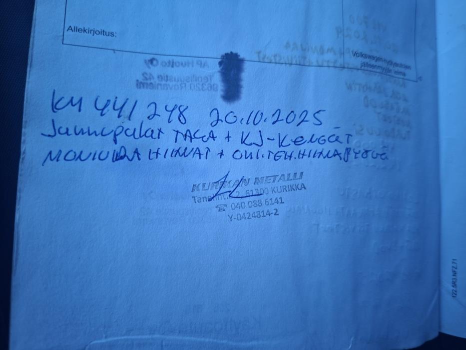 VOLKSWAGEN Crafter 2012