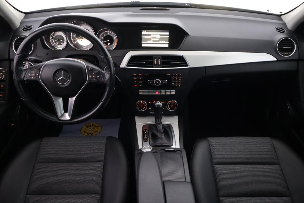 MERCEDES-BENZ C 2011