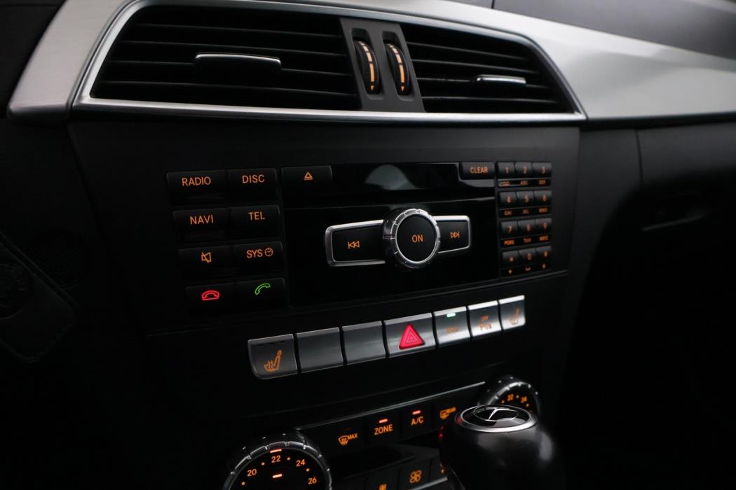 MERCEDES-BENZ C 2011
