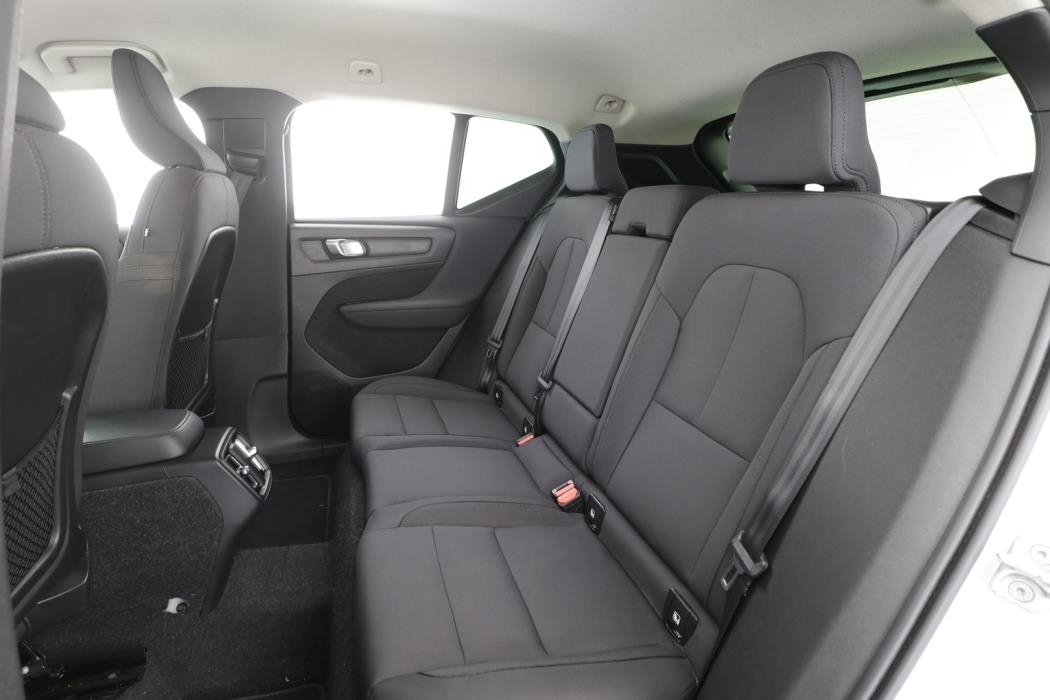 VOLVO XC40 2021