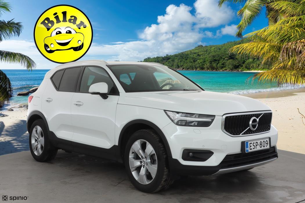 VOLVO XC40 2021