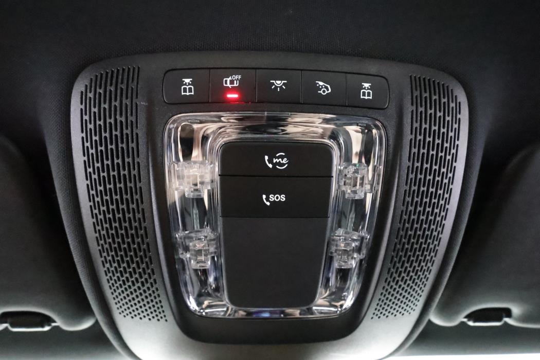 MERCEDES-BENZ A 2021
