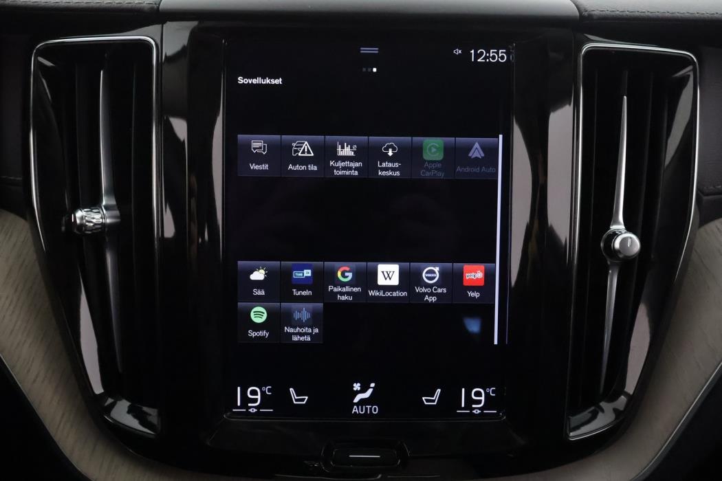 VOLVO XC60 2021