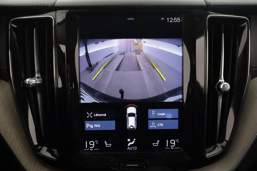 VOLVO XC60 2021