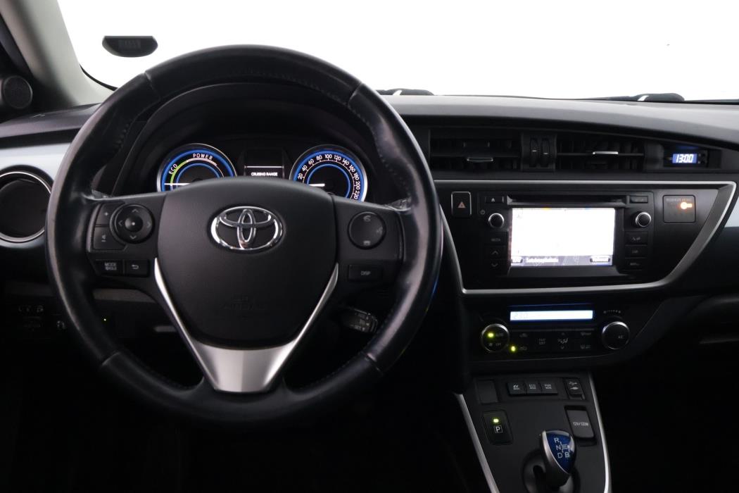 TOYOTA Auris 2014