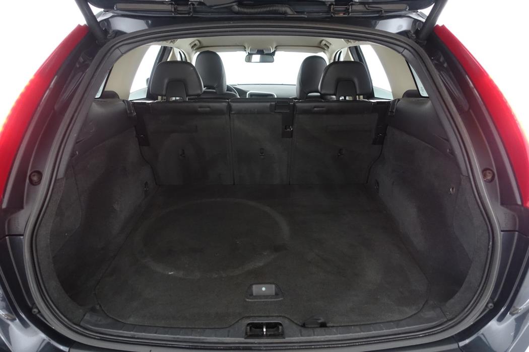 VOLVO XC60 2011