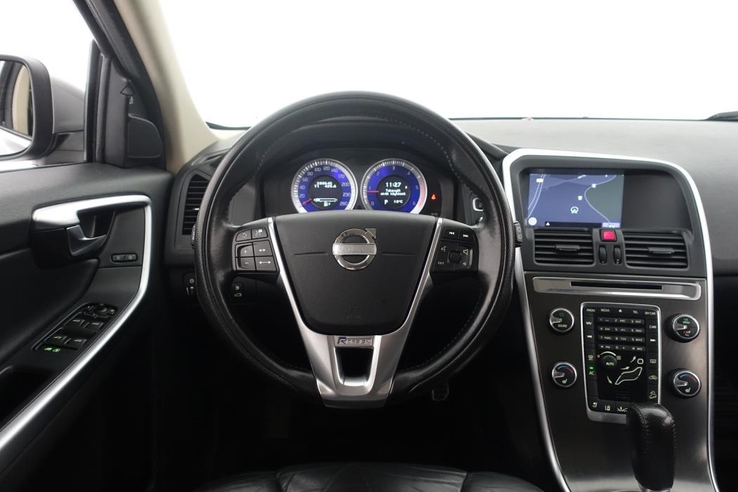 VOLVO XC60 2011