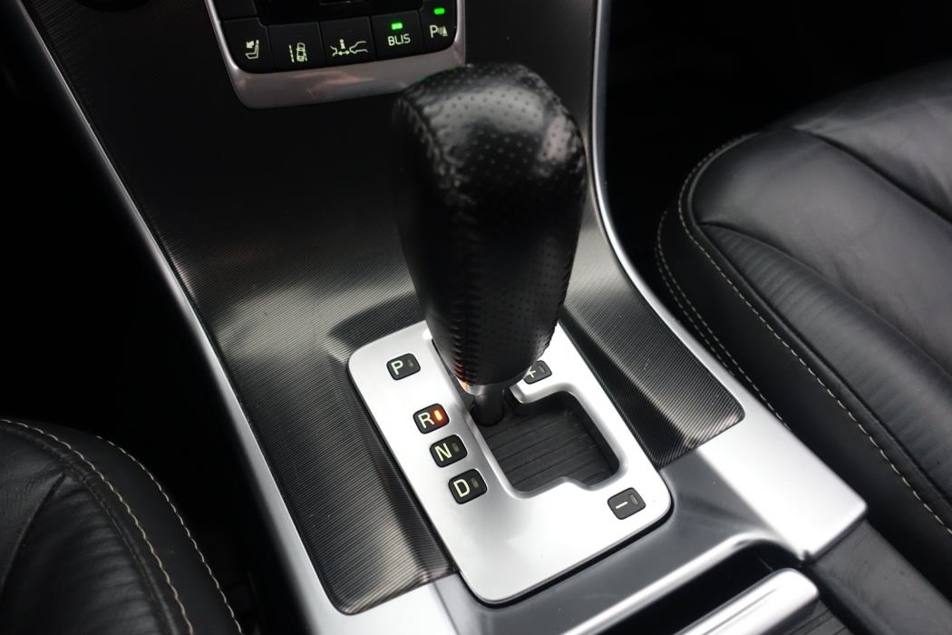 VOLVO XC60 2011