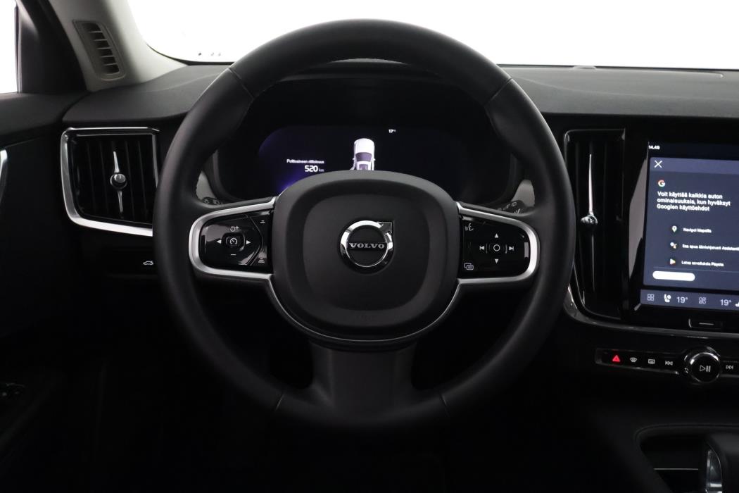 VOLVO V90 2023