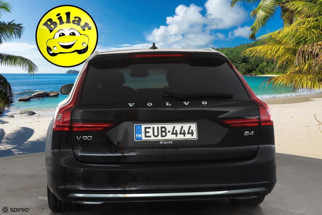 VOLVO V90 2023