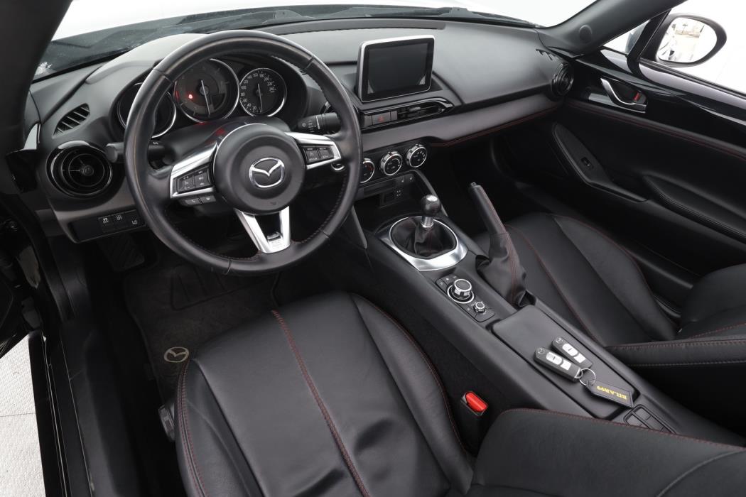 MAZDA MX-5 2016