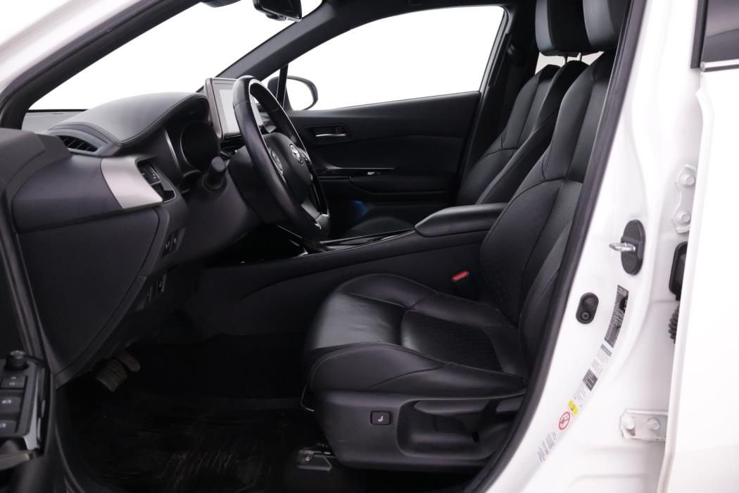TOYOTA C-HR 2019