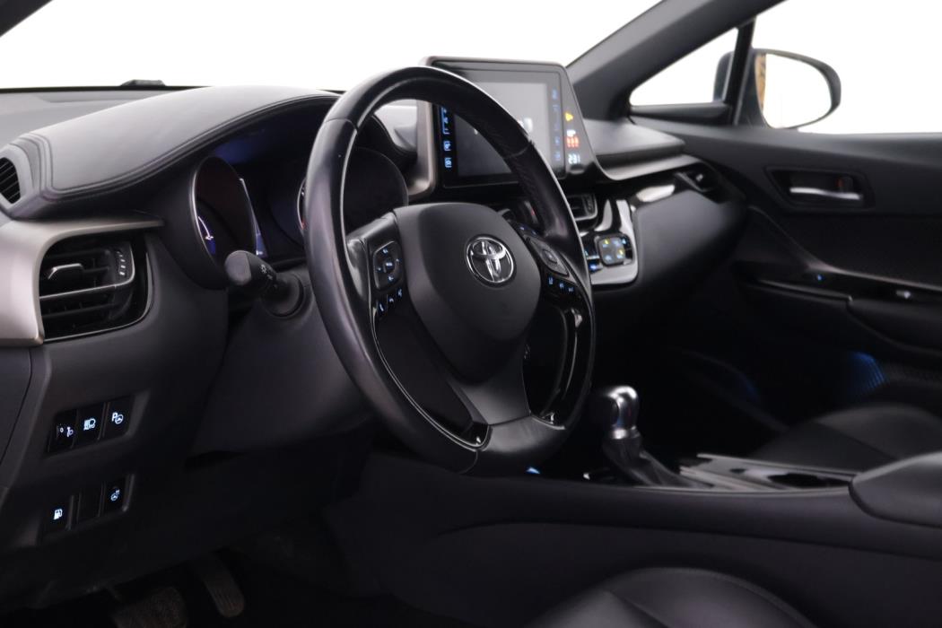 TOYOTA C-HR 2019
