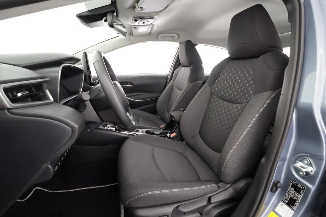 TOYOTA Corolla 2025