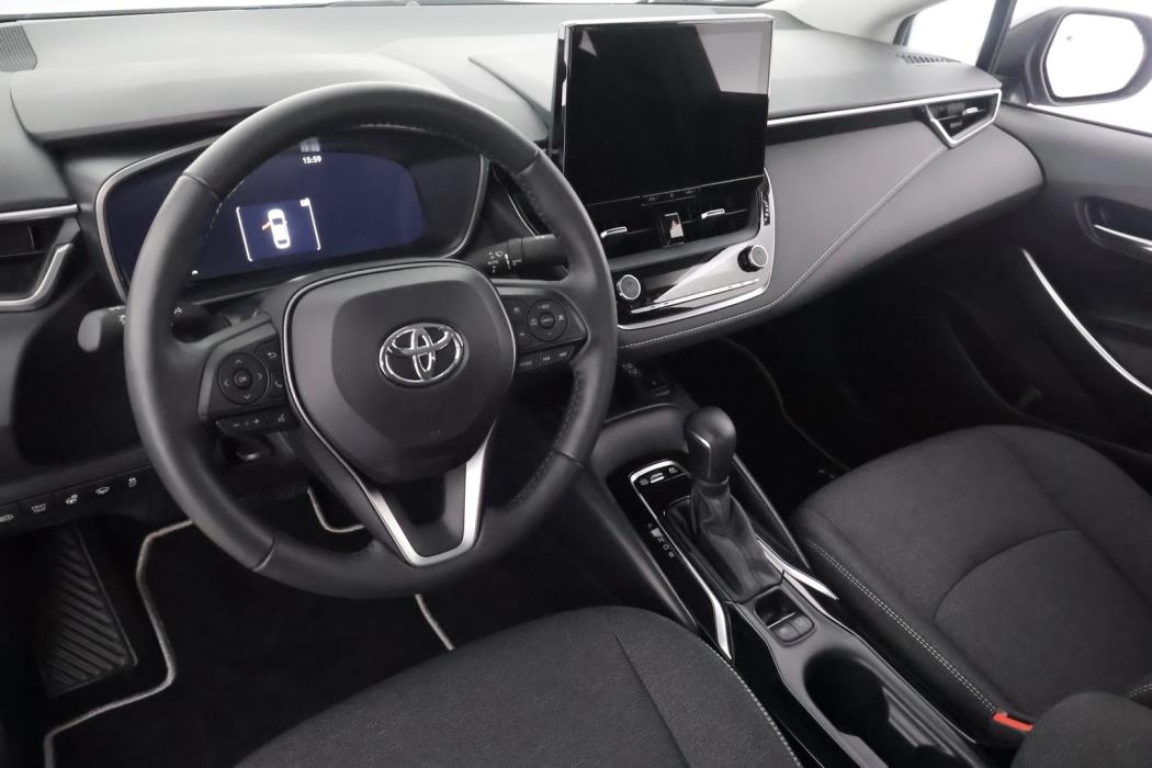 TOYOTA Corolla 2025