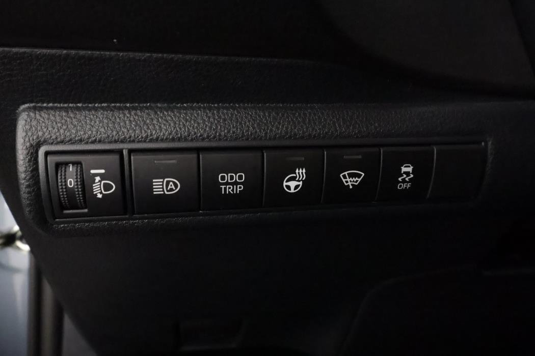 TOYOTA Corolla 2025