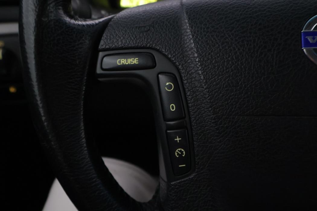 VOLVO S80 2004