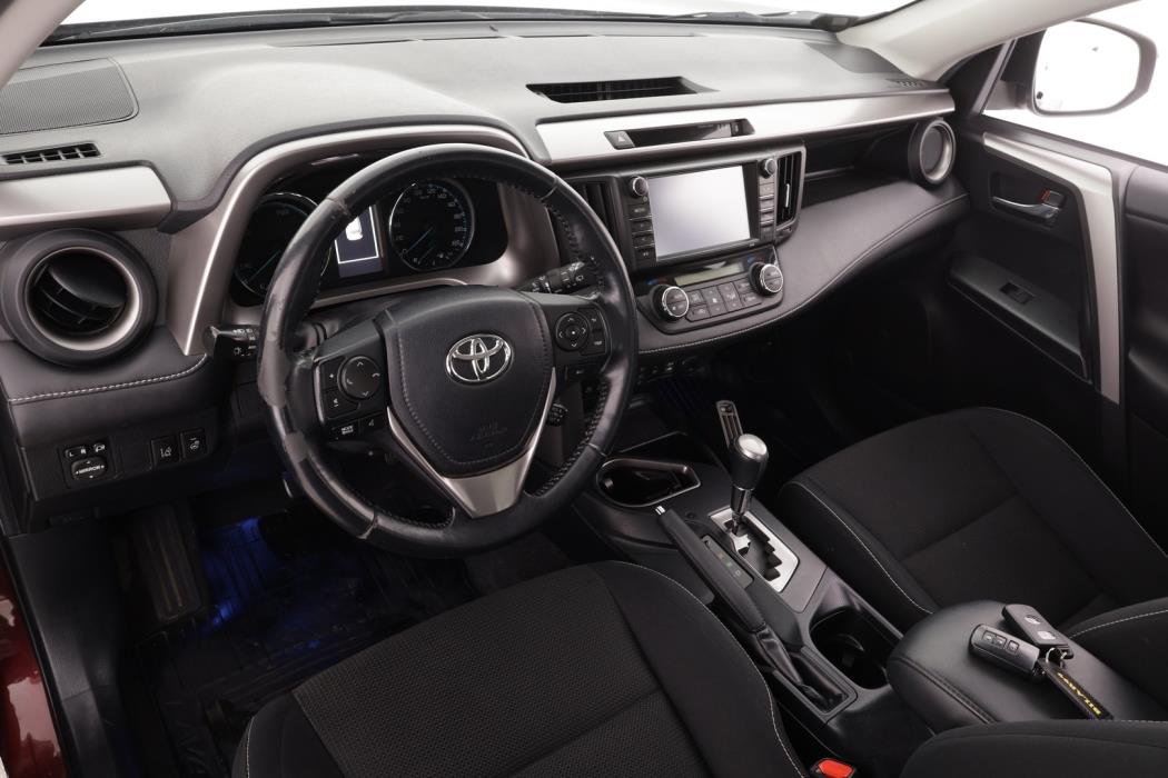 TOYOTA RAV4 2017