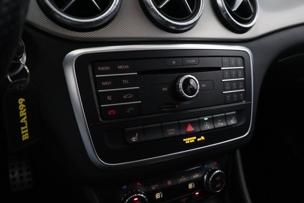 MERCEDES-BENZ CLA 2016