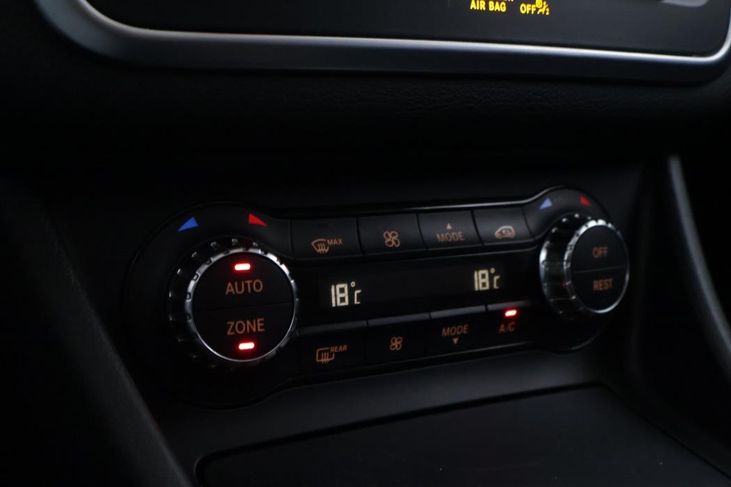MERCEDES-BENZ CLA 2016